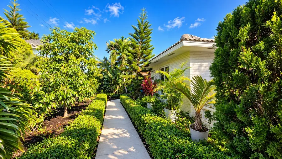 2036 Sharon St, Boca Raton, FL 33486 - #3