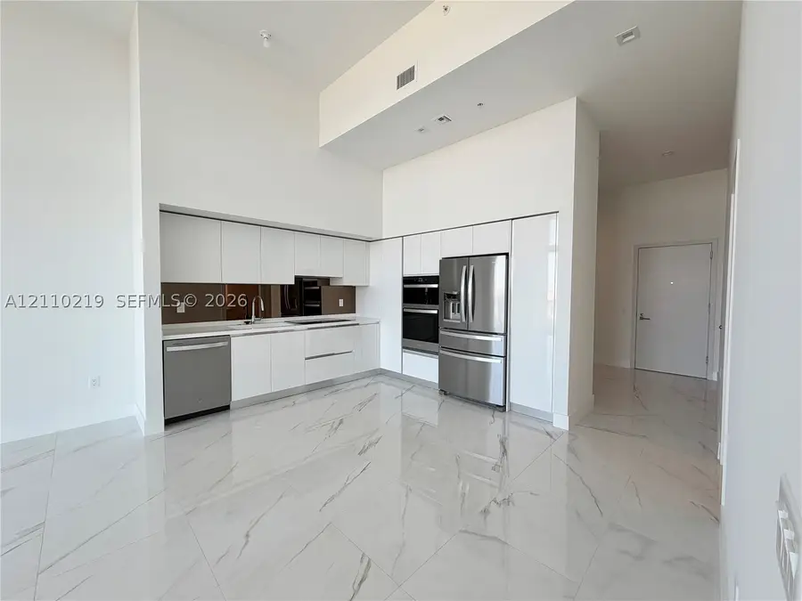 1170 E Hallandale Beach Blvd #605, Hallandale, FL 33009 - #3