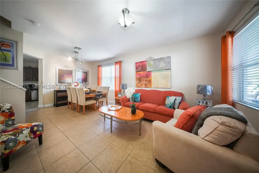 3076 SE 4th Ct, Homestead, FL 33033 - #2