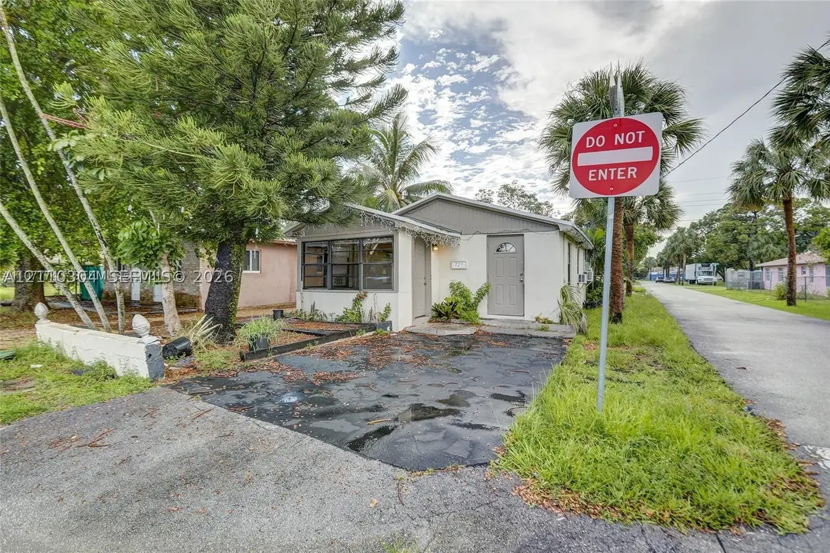 729 NW 19th Ave, Fort Lauderdale, FL 33311 - #1