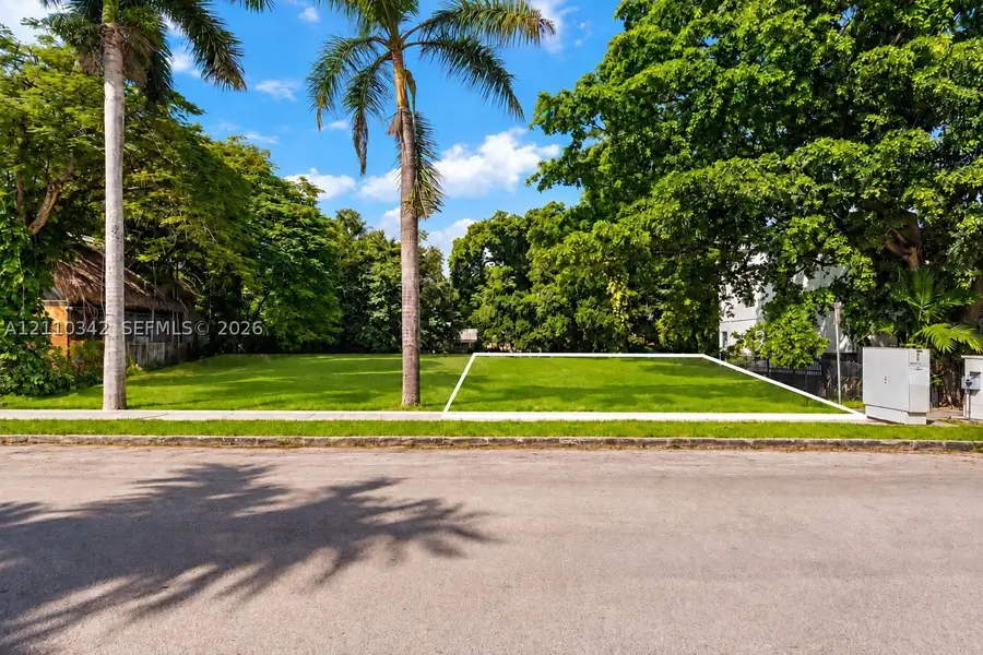 1030 NW 9th Ct, Miami, FL 33136 - #3