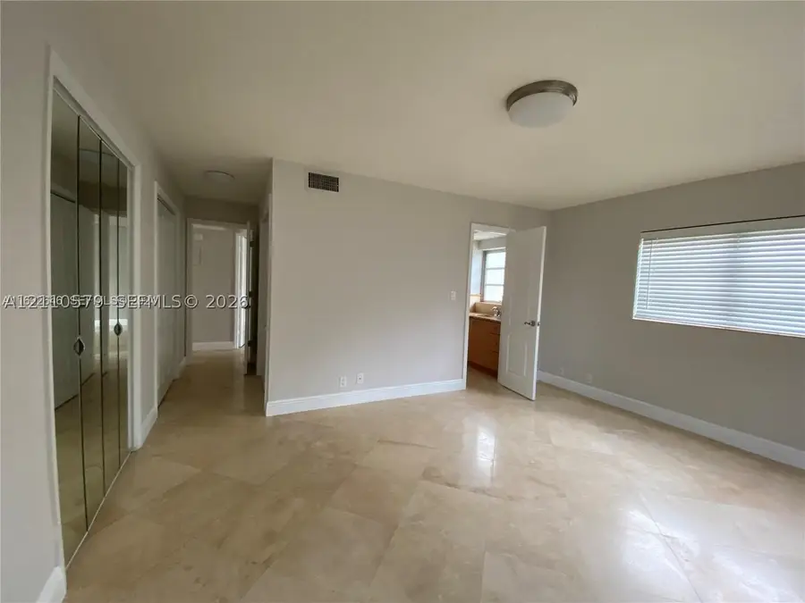 232 NE 12th Ave #301, Hallandale Beach, FL 33009 - #3
