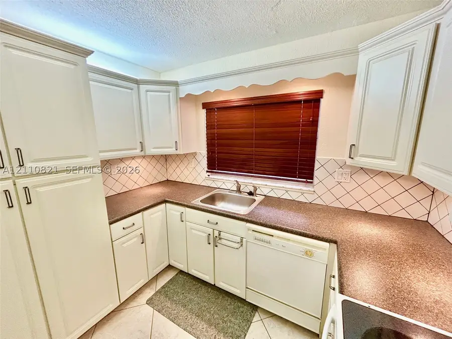 9020 Sunrise Lakes Blvd #303, Sunrise, FL 33322 - #2