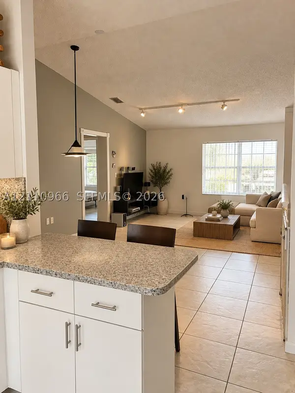 6970 NW 173rd Dr #2102, Hialeah, FL 33015