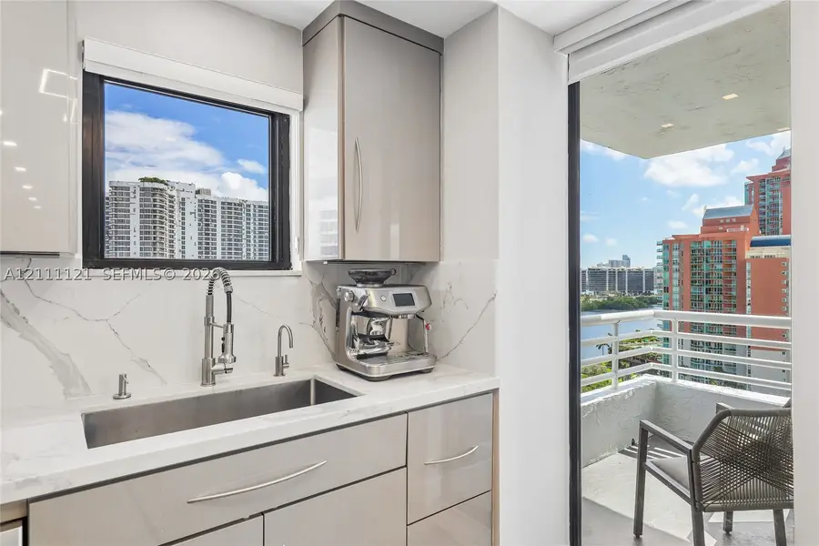3300 NE 192nd St #1813, Aventura, FL 33180 - #2
