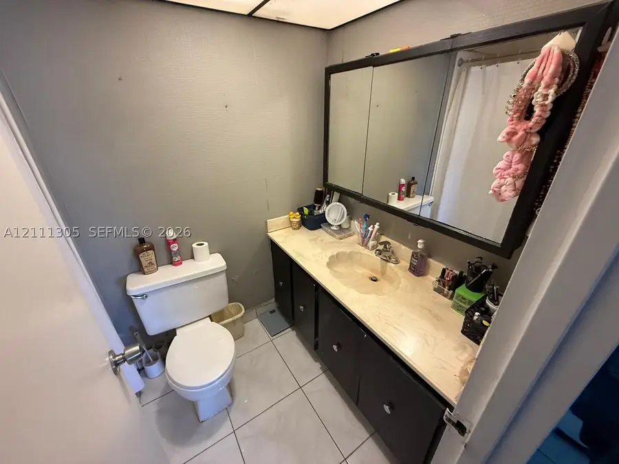 210 172nd St #529, Sunny Isles Beach, FL 33160 - #3