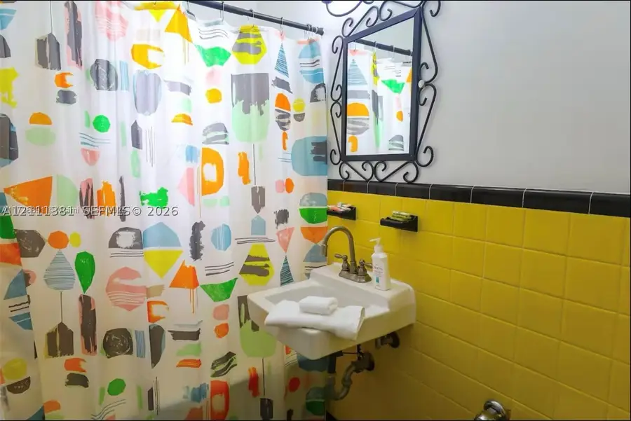 3710 Collins Ave #N-206, Miami Beach, FL 33140 - #3