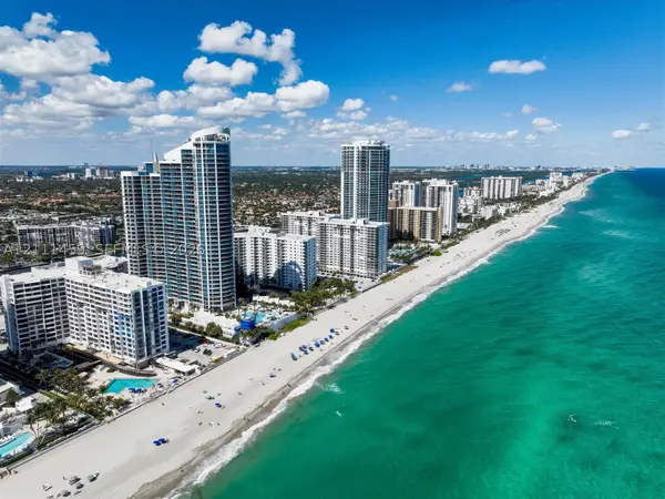3101 S Ocean Dr #2707, Hollywood, FL 33019