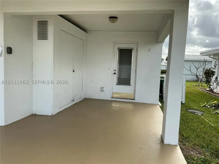 8604 NW 59th Pl, Tamarac, FL 33321 - #3