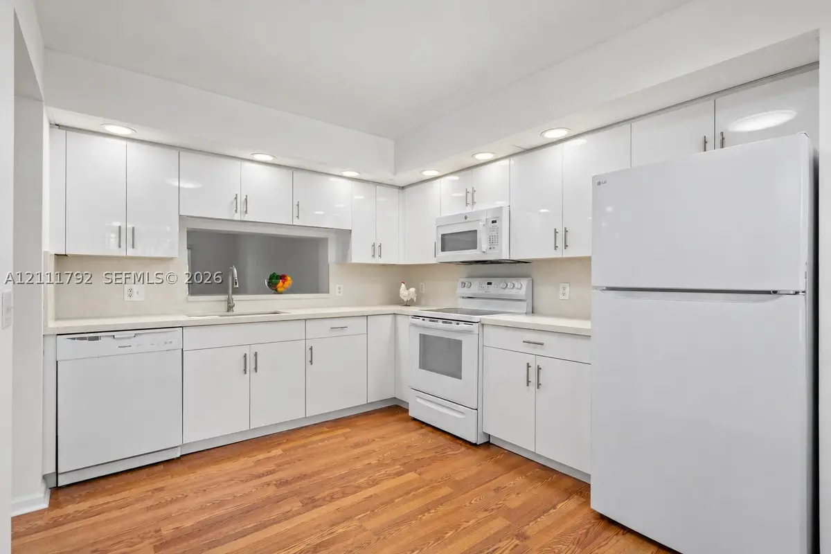 1151 SW 128th Ter #206D, Pembroke Pines, FL 33027 - #1