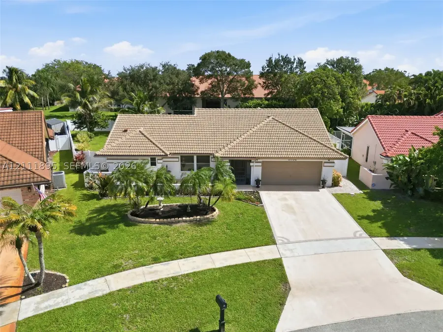 5792 Sun Pointe Cir, Boynton Beach, FL 33437 - #2