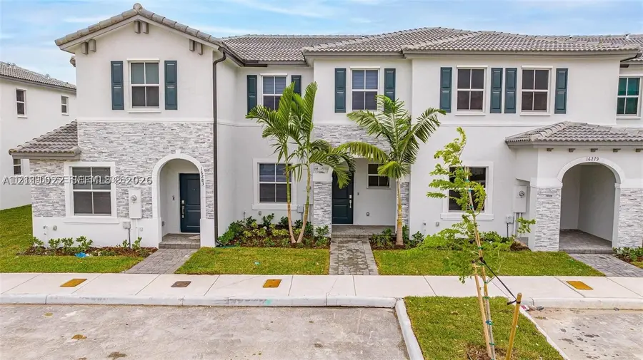 16281 SW 292nd St, Homestead, FL 33033 - #2