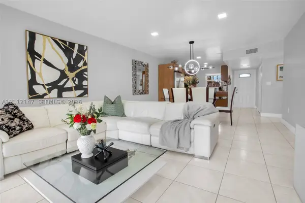8331 Sands Point Blvd #C308, Tamarac, FL 33321