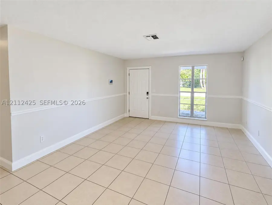 154 SE Soneto Ct, Port Saint Lucie, FL 34983 - #2