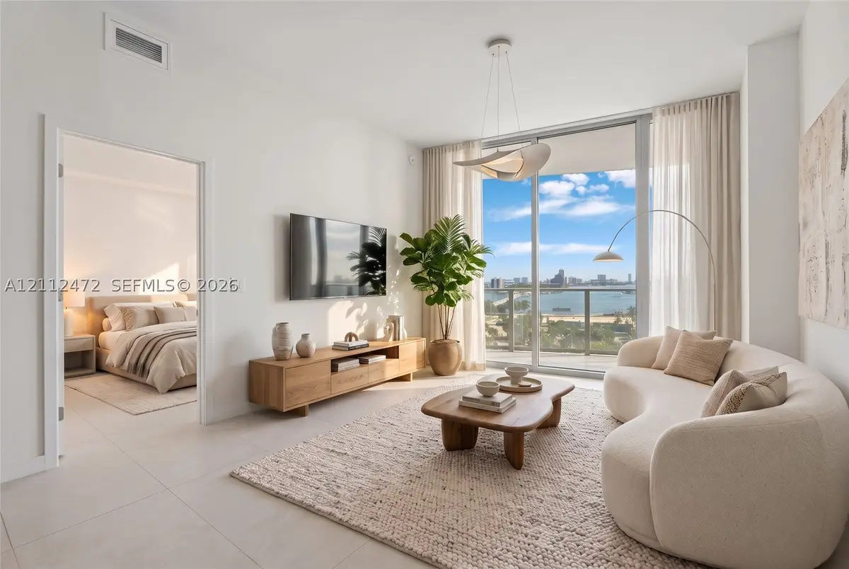 1400 Biscayne Blvd #905, Miami, FL 33132 - #1