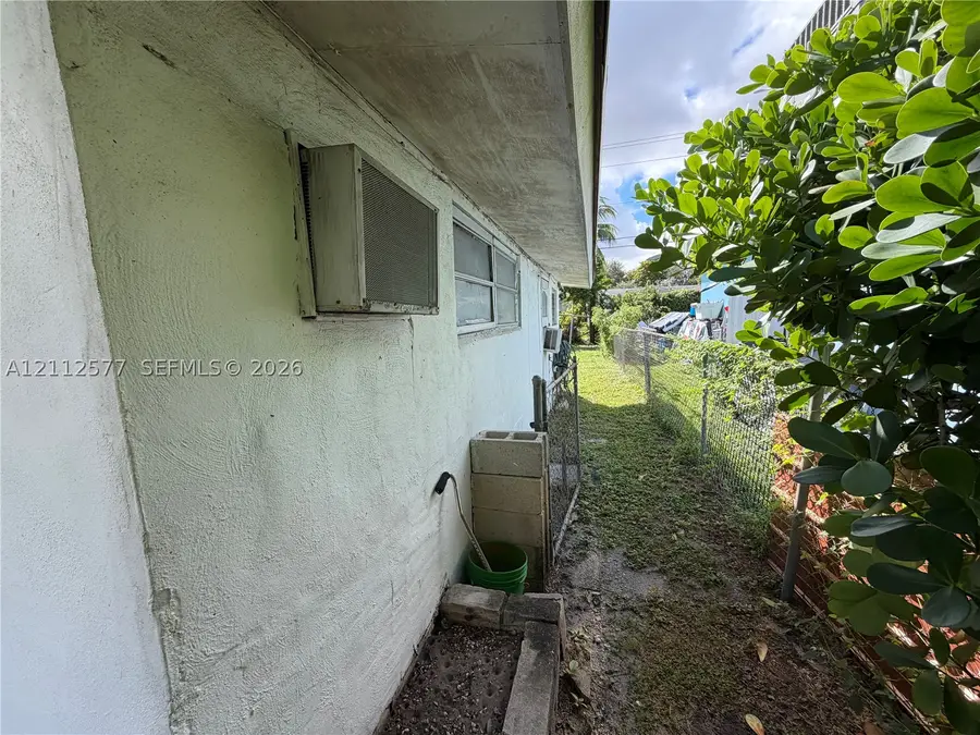 6224 Dewey St, Hollywood, FL 33023 - #3