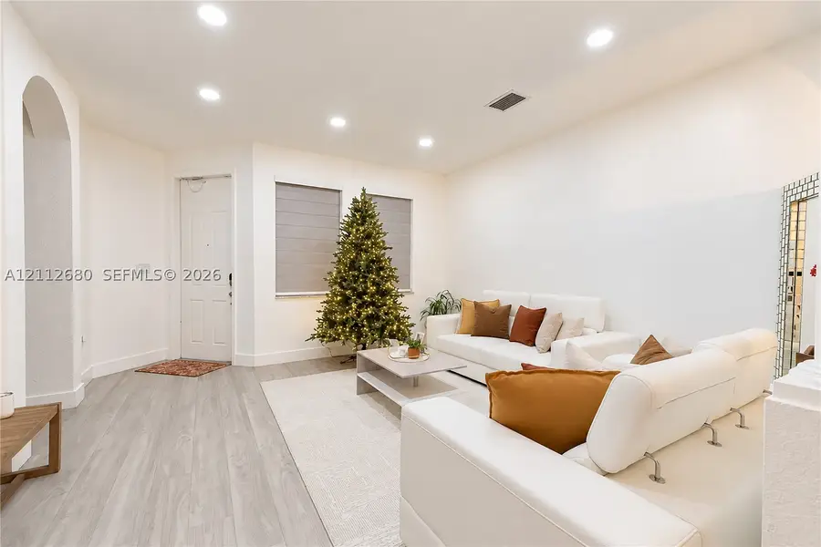 890 SW 154th Path, Miami, FL 33194 - #3