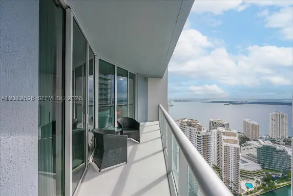 475 Brickell Ave #4511, Miami, FL 33131