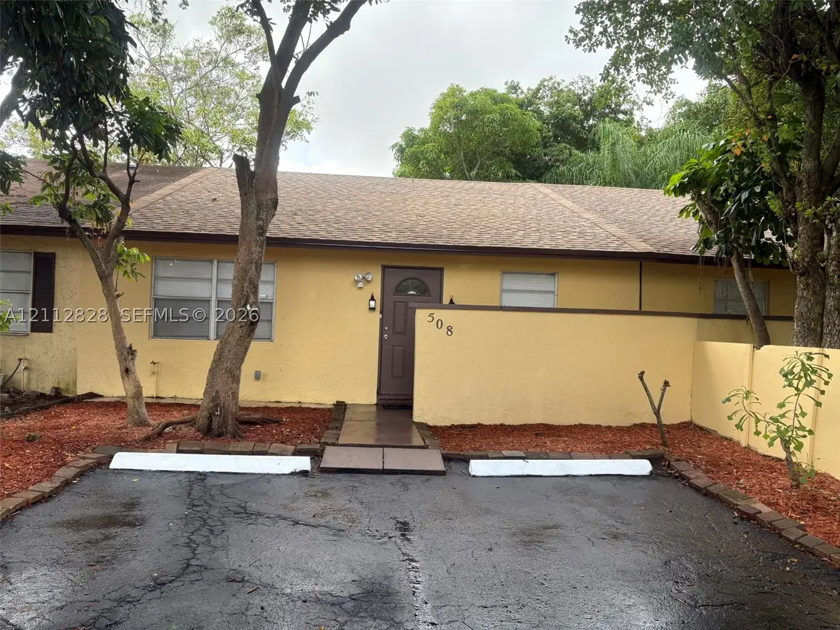508 NW 43rd Pl, Deerfield Beach, FL 33064 - #1
