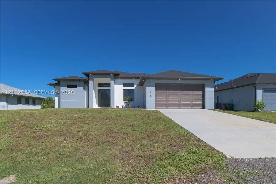 1705 NE 28 St, Cape Coral, FL 33909 - #2