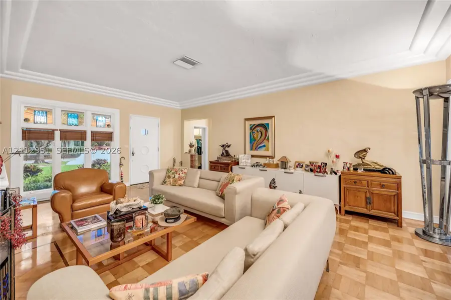 2200 Alhambra Cir, Coral Gables, FL 33134 - #2