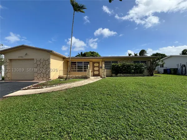 1751 NW 88th Ter, Pembroke Pines, FL 33024