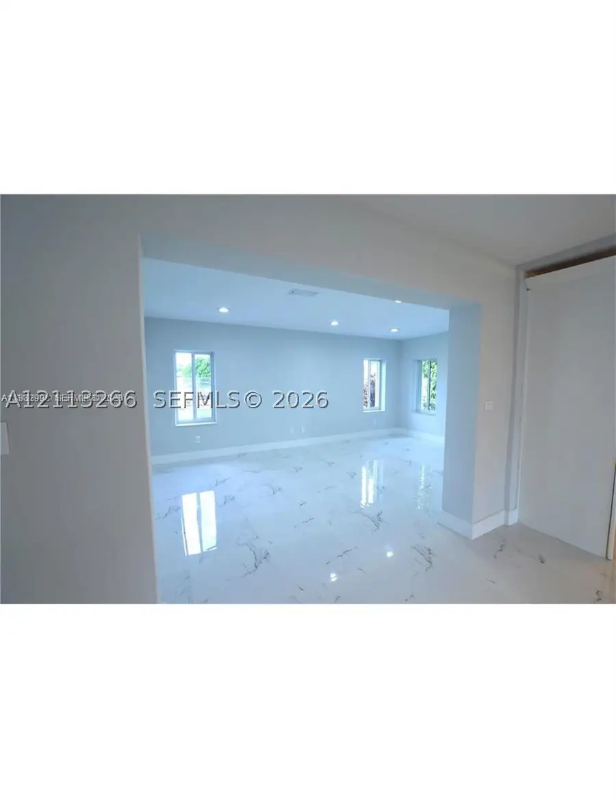 9040 SW 48th Ter, Miami, FL 33165 - #3