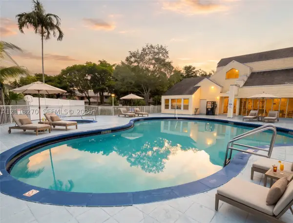 3421 NW 44th St #103, Oakland Park, FL 33309