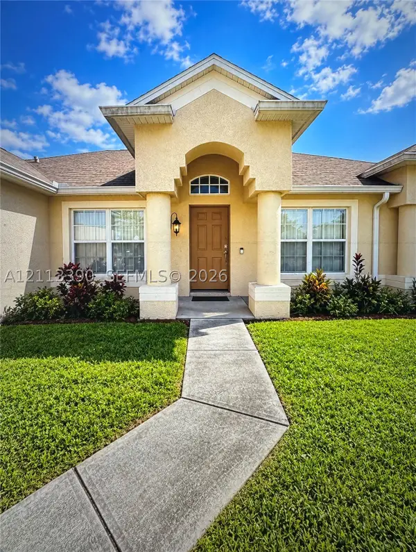 1371 Armory Drive Ne, Palm Bay, FL 32907