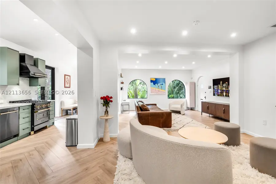 1656 Biarritz Dr, Miami Beach, FL 33141 - #2
