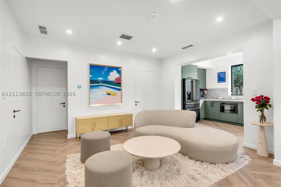 1656 Biarritz Dr, Miami Beach, FL 33141 - #3