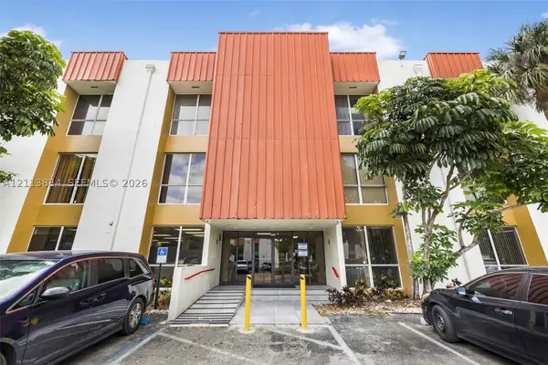 540 NW 165th St Rd #202, Miami, FL 33169