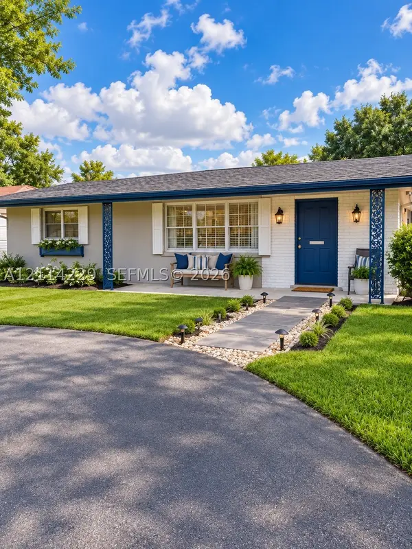 7900 NW 13th St, Pembroke Pines, FL 33024