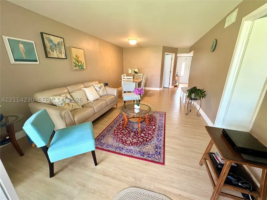 671 S Hollybrook Dr #206, Pembroke Pines, FL 33025 - #2