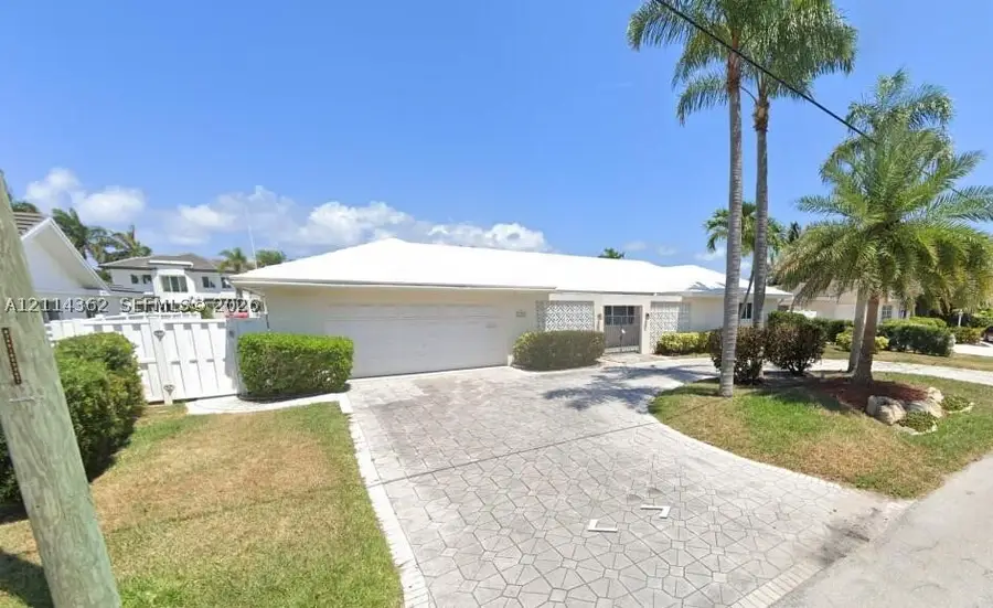 3850 NE 24th Ave, Lighthouse Point, FL 33064 - #3