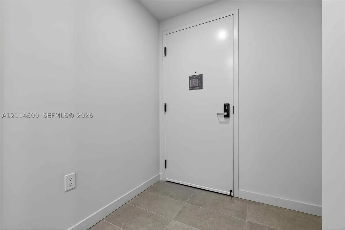 121 NE 5th St #712B, Miami, FL 33132 - #1