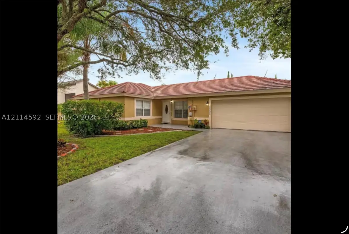 12230 Dartmoor Dr, Wellington, FL 33414 - #1