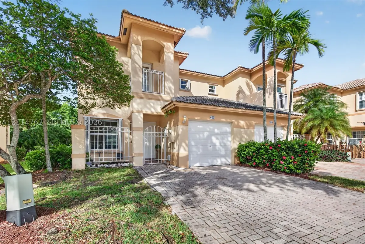 662 NW 170th Ter, Pembroke Pines, FL 33028 - #1
