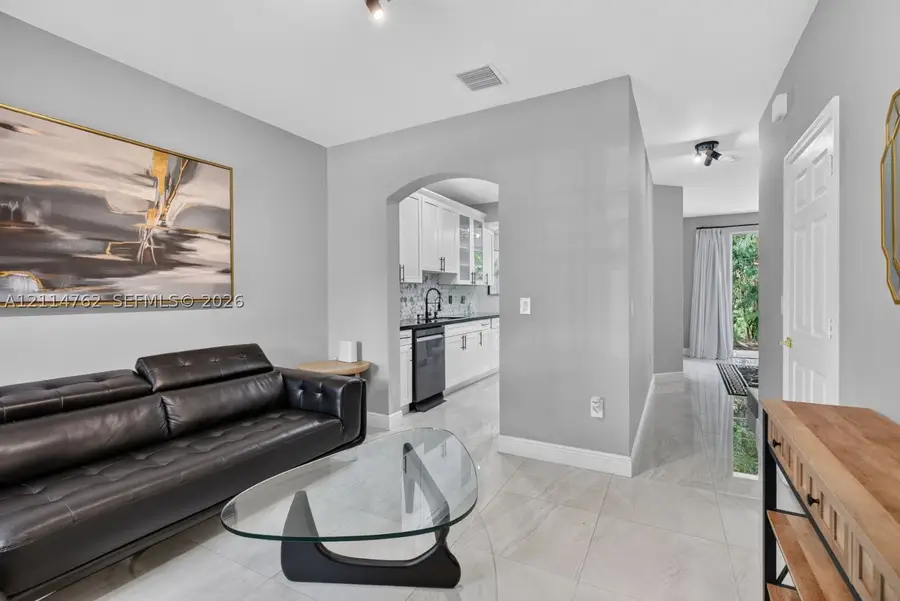 662 NW 170th Ter, Pembroke Pines, FL 33028 - #3