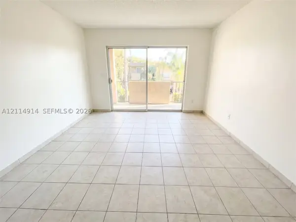 2800 NW 56th Ave #E103, Lauderhill, FL 33313