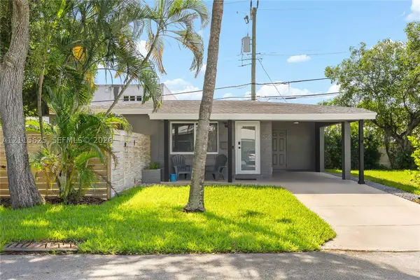 526 NE 13th Ct, Fort Lauderdale, FL 33304