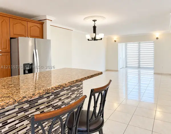 1850 W 56th St #2404, Hialeah, FL 33012
