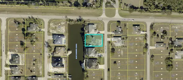 2370 NW 37th Pl, Cape Coral, FL 33993
