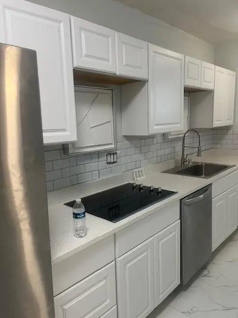636 Meridian Avenue #4, Miami Beach, FL 33139 - #1