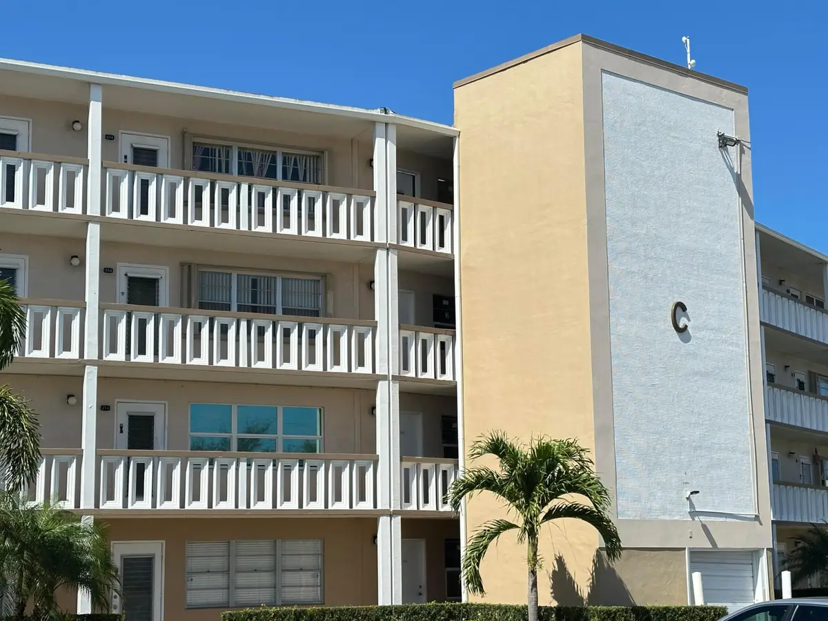 352 Southampton C, West Palm Beach, FL 33417 - #1