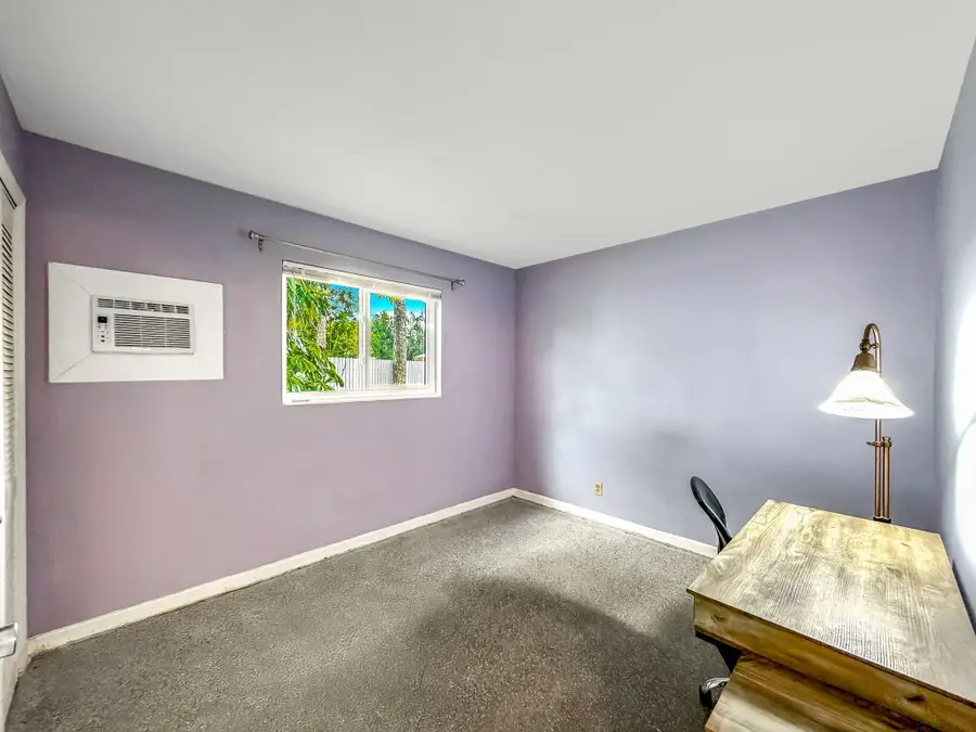 691 Snead Circle, West Palm Beach, FL 33413 - #2