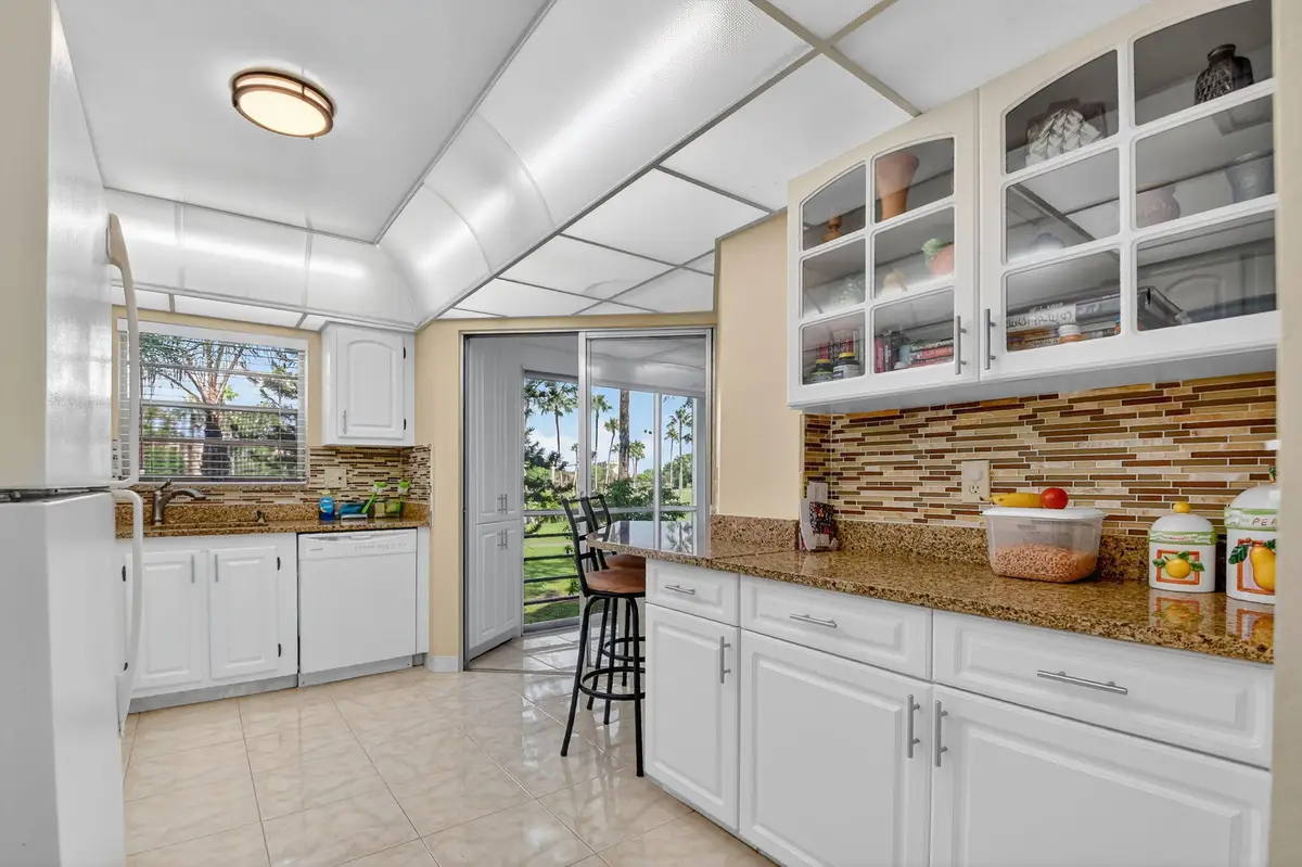 3810 Via Poinciana #206, Lake Worth, FL 33467 - #1