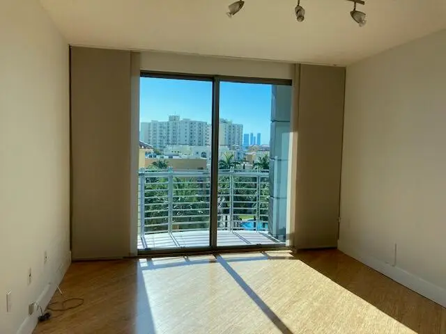 110 Washington Avenue #1717, Miami Beach, FL 33139 - #3