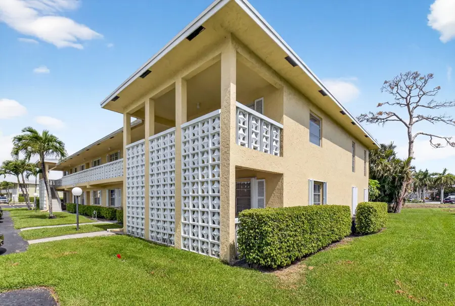 1150 Mahogany Way #203, Delray Beach, FL 33445 - #3
