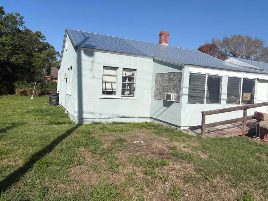 701 S 13th Street, Fort Pierce, FL 34950 - #3